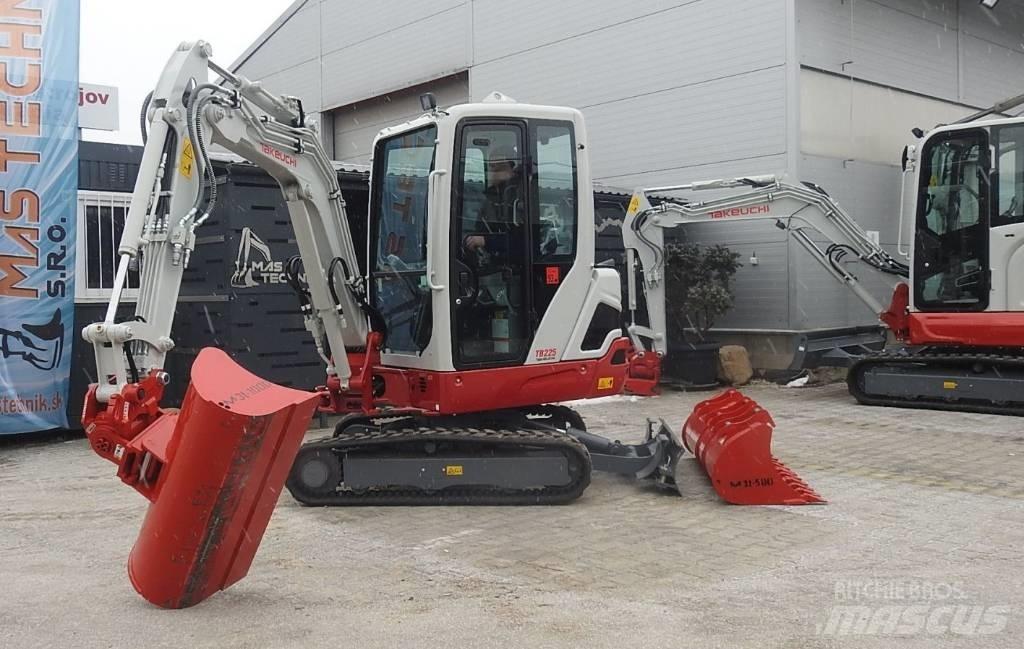 Takeuchi TB225 Mini bageri < 7t
