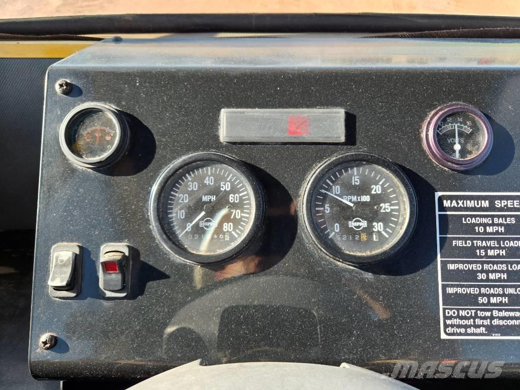 New Holland H 9880 Prikolice za bale