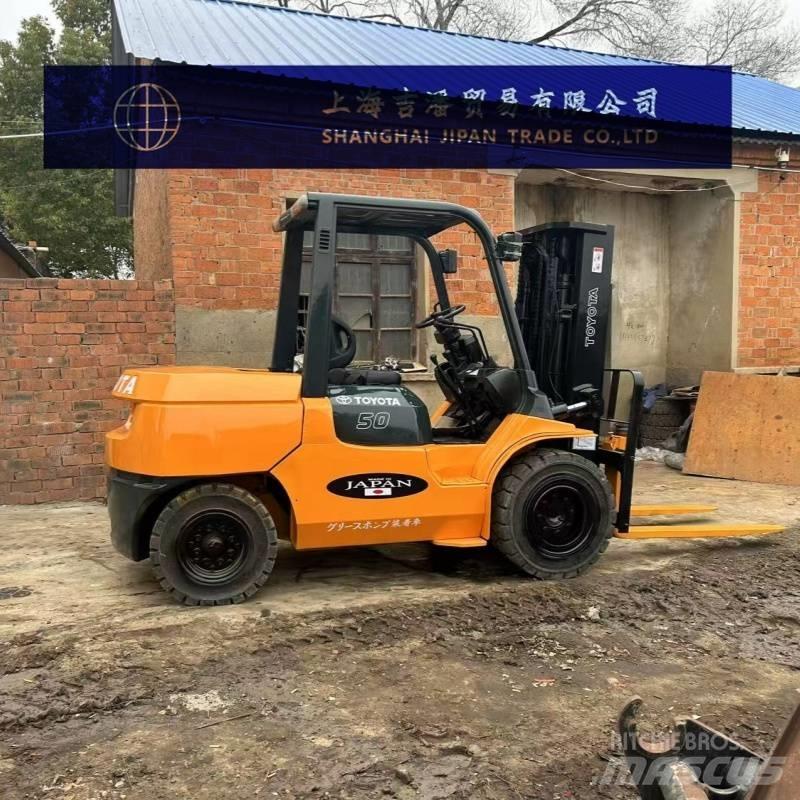 Toyota 5 ton Dizelski viljuškari