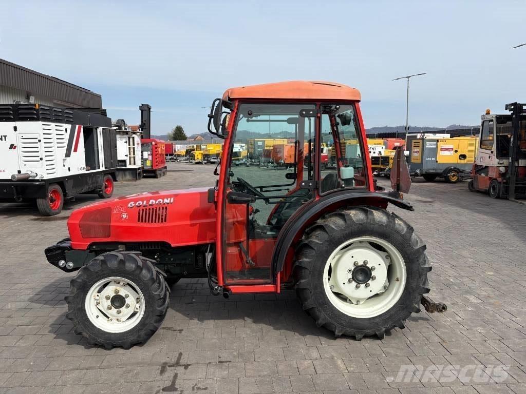 Goldoni STAR 85 Traktori