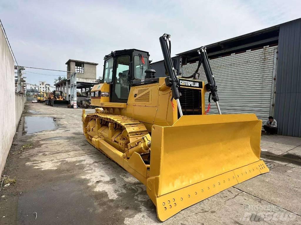 CAT D 6 R Buldožeri guseničari
