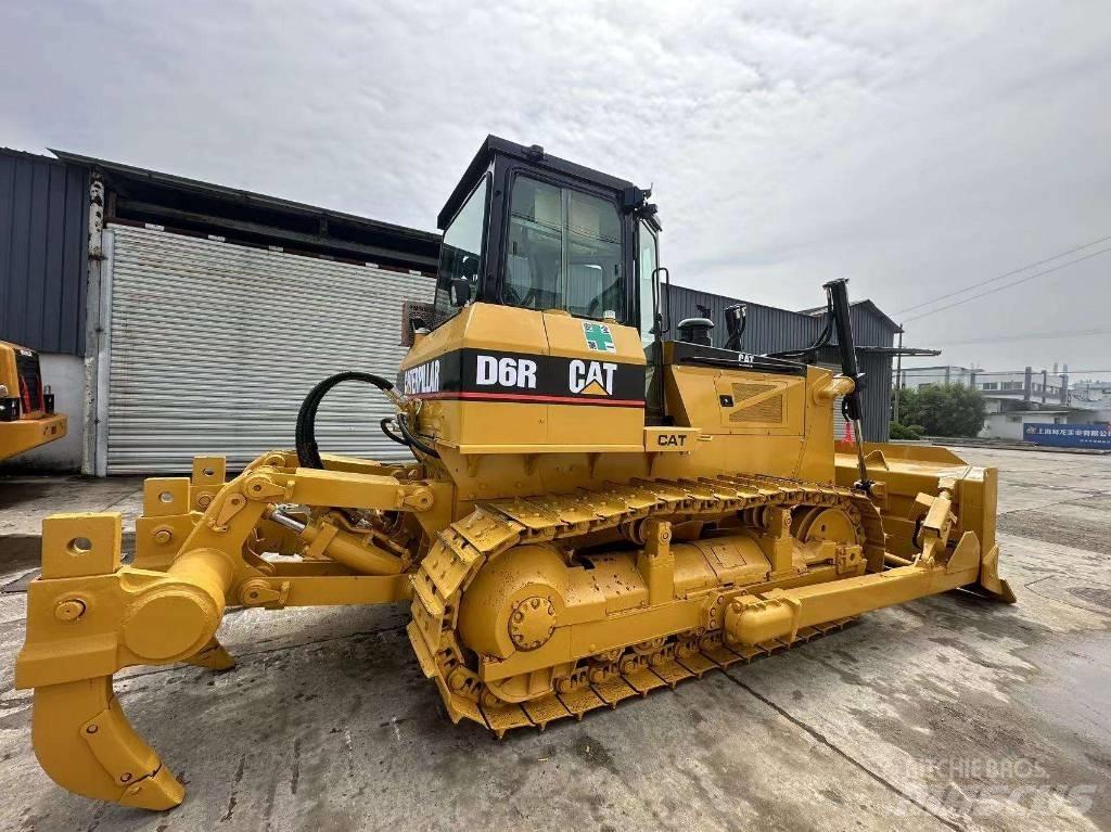 CAT D 6 R Buldožeri guseničari