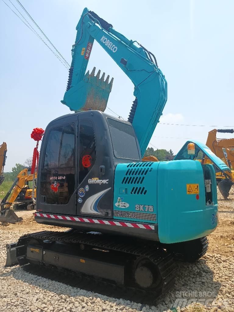 Kobelco SK 75 Mini bageri < 7t