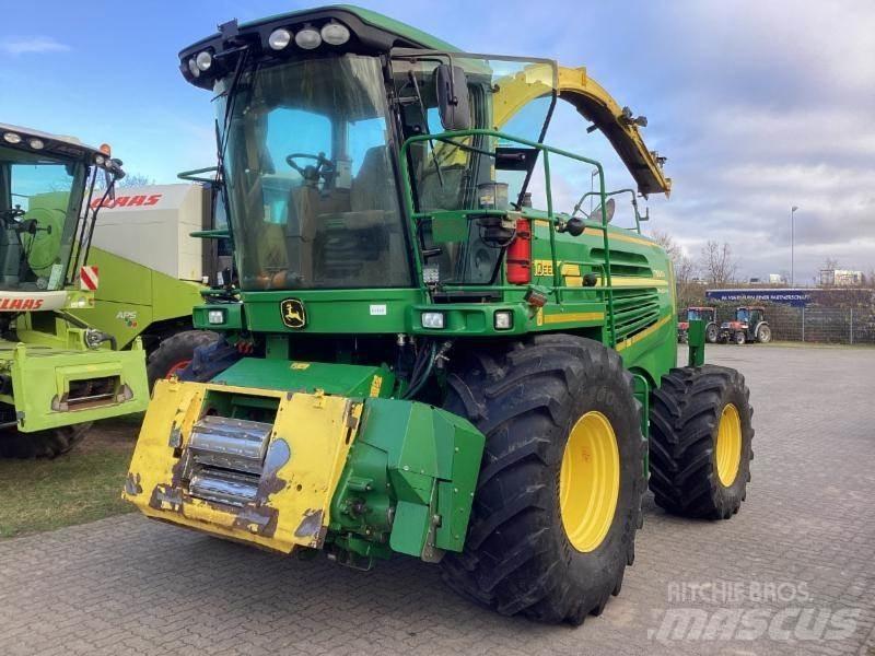 John Deere 7550i Mašine za stočnu hranu sa sopstvenim pogonom