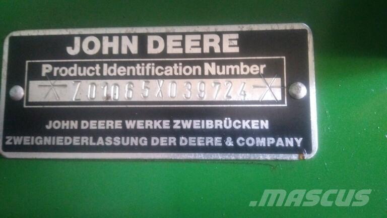John Deere 1065 Kombajni