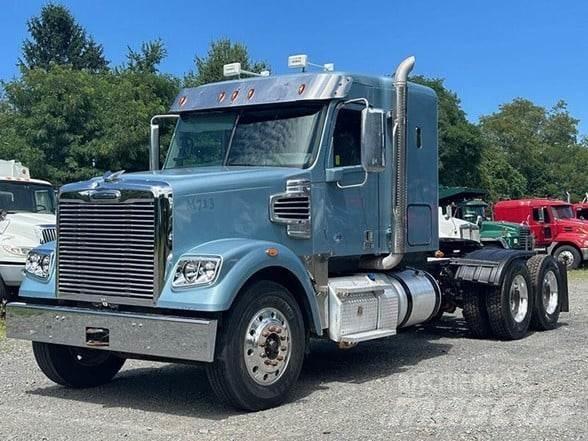 Freightliner 122SD Tegljači
