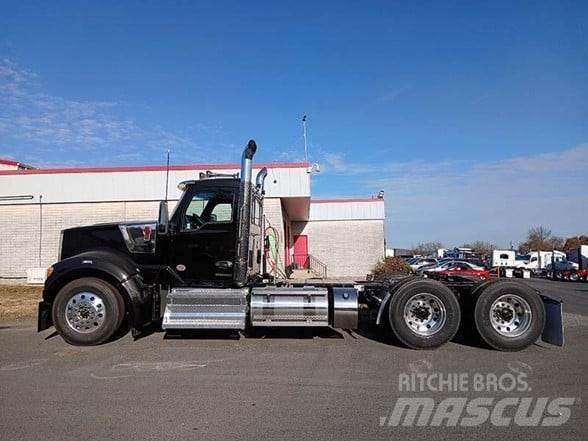 Kenworth W990 Tegljači