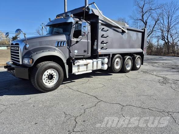 Mack GRANITE 64FR Kiperi kamioni