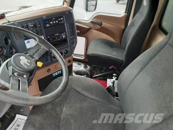 Mack GRANITE GU713 Kiperi kamioni