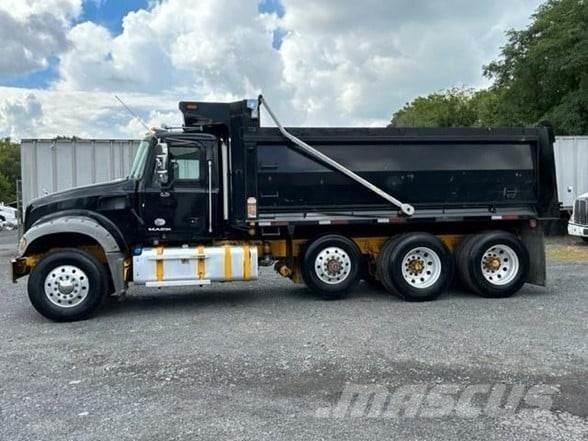 Mack GRANITE GU713 Kiperi kamioni