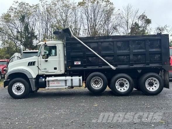 Mack GRANITE GU713 Kiperi kamioni