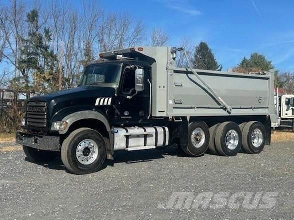 Mack GRANITE GU713 Kiperi kamioni
