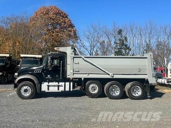 Mack GRANITE GU713 Kiperi kamioni