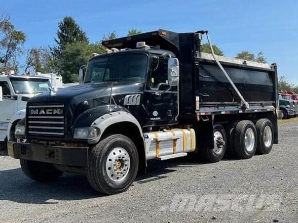 Mack GRANITE GU713 Kiperi kamioni
