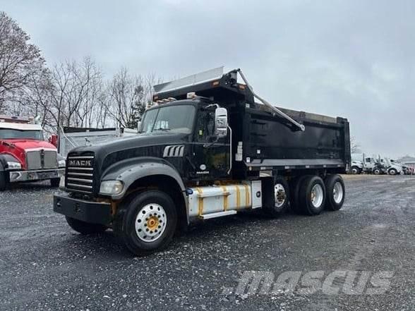 Mack GRANITE GU713 Kiperi kamioni