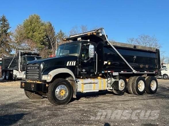 Mack GRANITE GU713 Kiperi kamioni