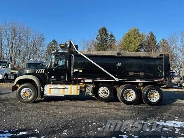 Mack GRANITE GU713 Kiperi kamioni