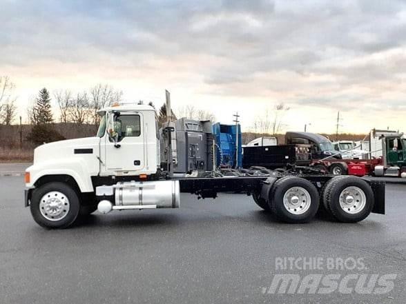 Mack PINNACLE CHU613 Tegljači