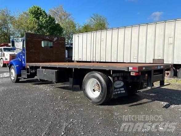 Peterbilt 330 Kamioni sa otvorenim sandukom
