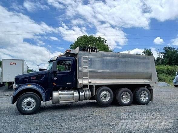 Peterbilt 567 Kiperi kamioni