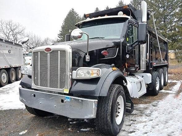 Peterbilt 567 Kiperi kamioni