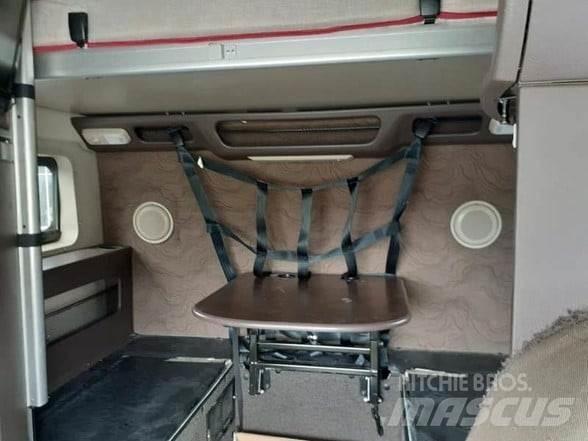 Volvo VNL64T780 Tegljači