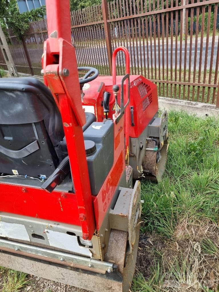 Bomag BW 100 AD M-2 Valjci sa duplim bubnjem