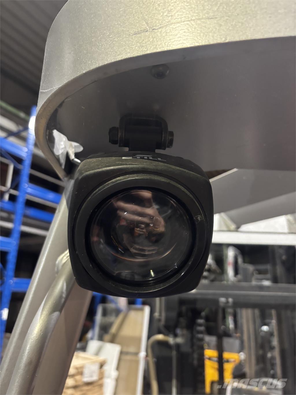 Still FM-X17 Viljuškari sa pomičnim stupom