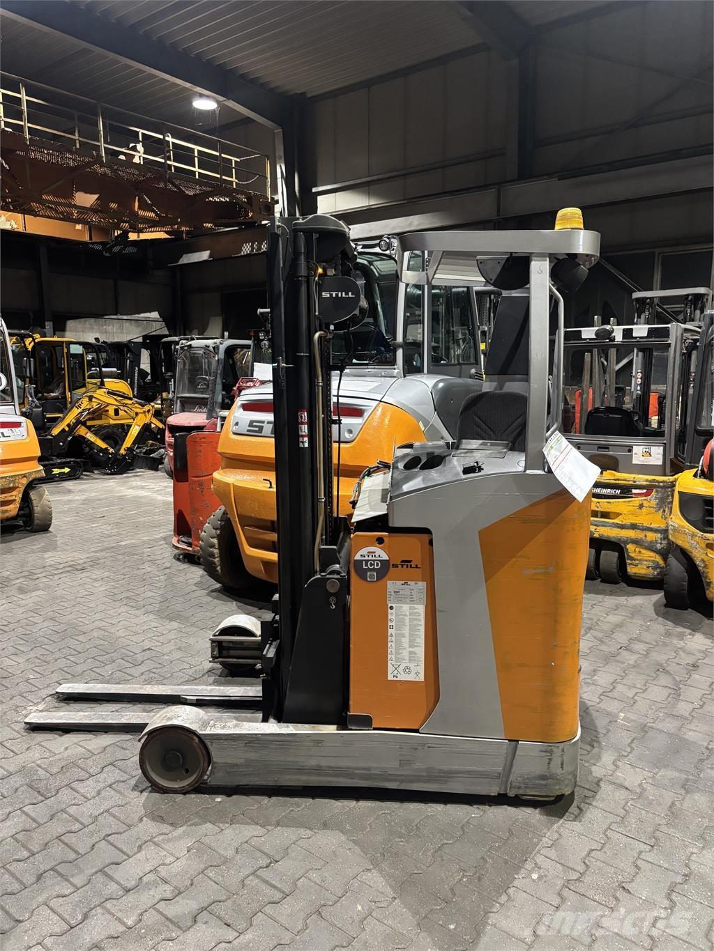 Still FM-X17 Viljuškari sa pomičnim stupom