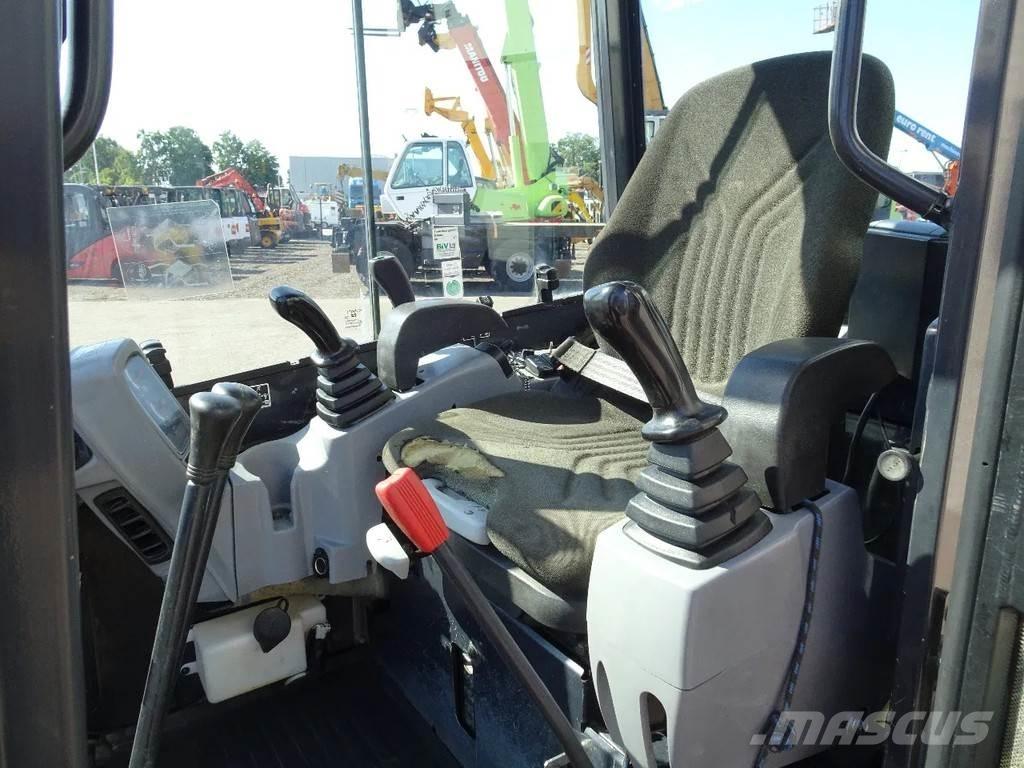 Kubota U27-4 Mini bageri < 7t