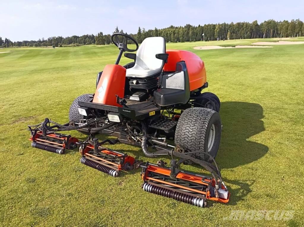 Jacobsen LF3400 Traktorske kosilice