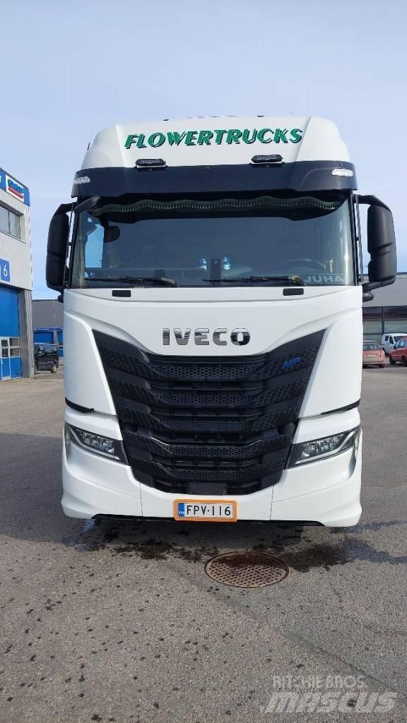 Iveco S-Way 460 LNG Tegljači