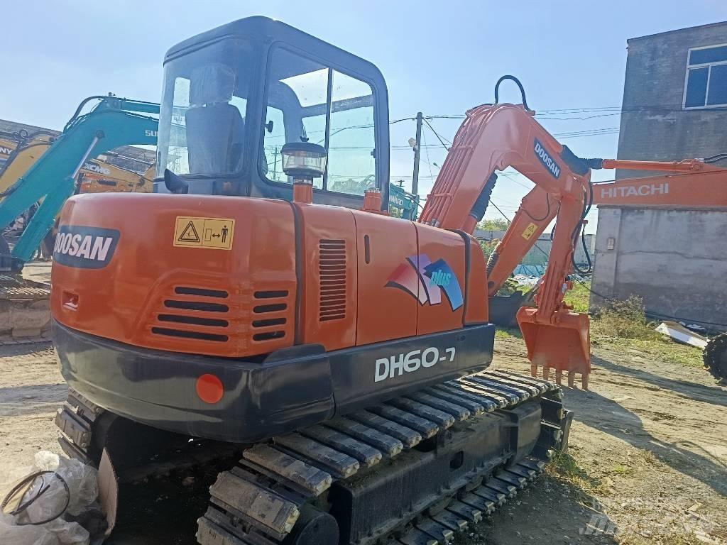 Doosan DH 60-7 Mini bageri < 7t