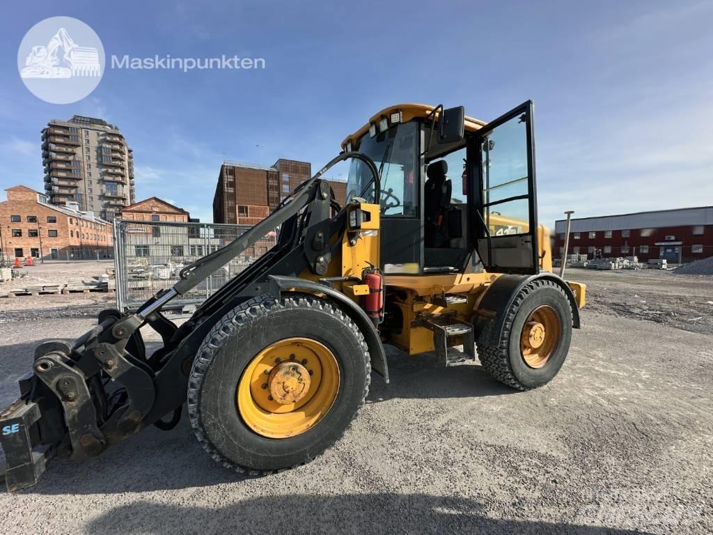 JCB 412 S Utovarivači na točkove