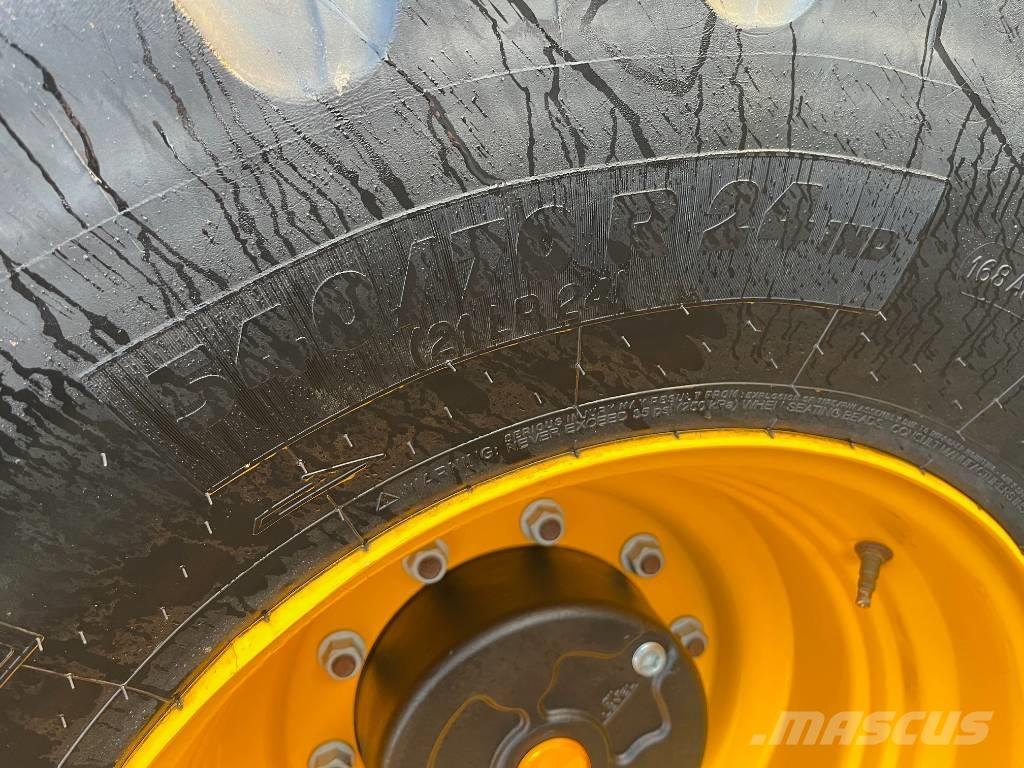 JCB 413 S Utovarivači na točkove