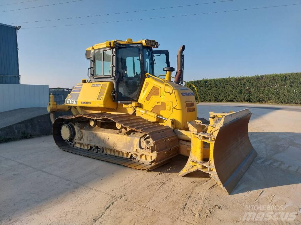 Komatsu D61PXi-24 Buldožeri guseničari