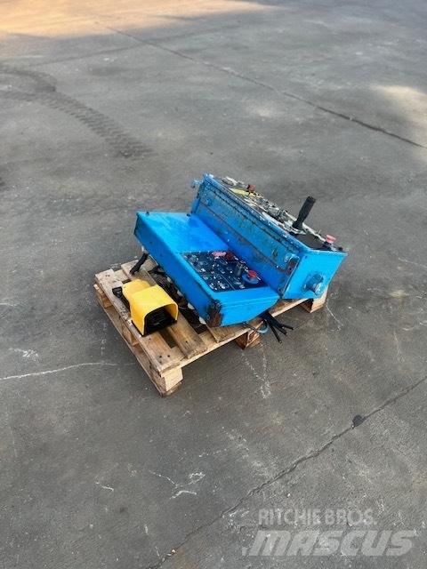 Genie CONTROL PANEL Zglobne podizne platforme