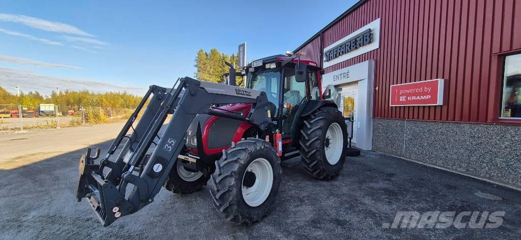 Valtra A 72 Traktori