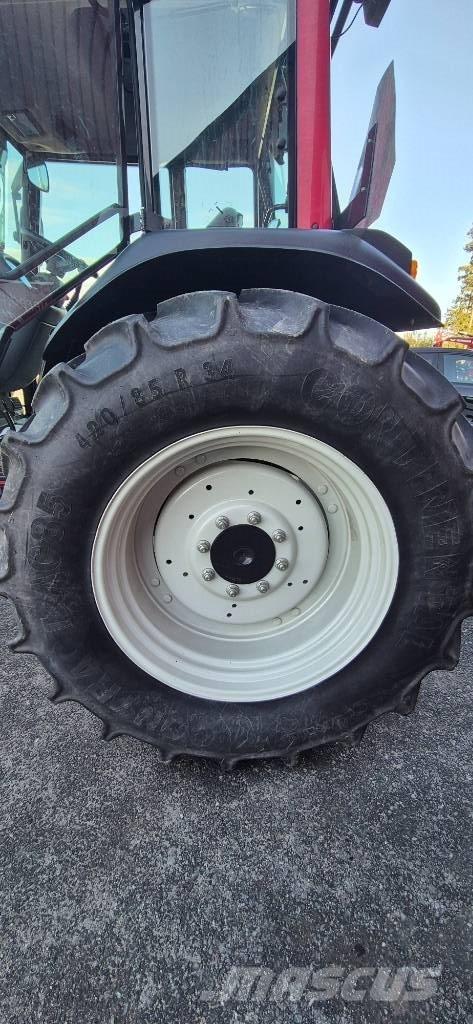 Valtra A 72 Traktori