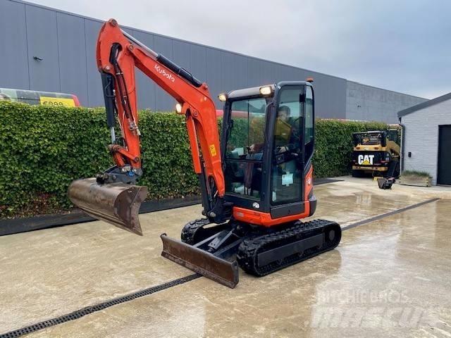 Kubota U 27-4 Mini bageri < 7t