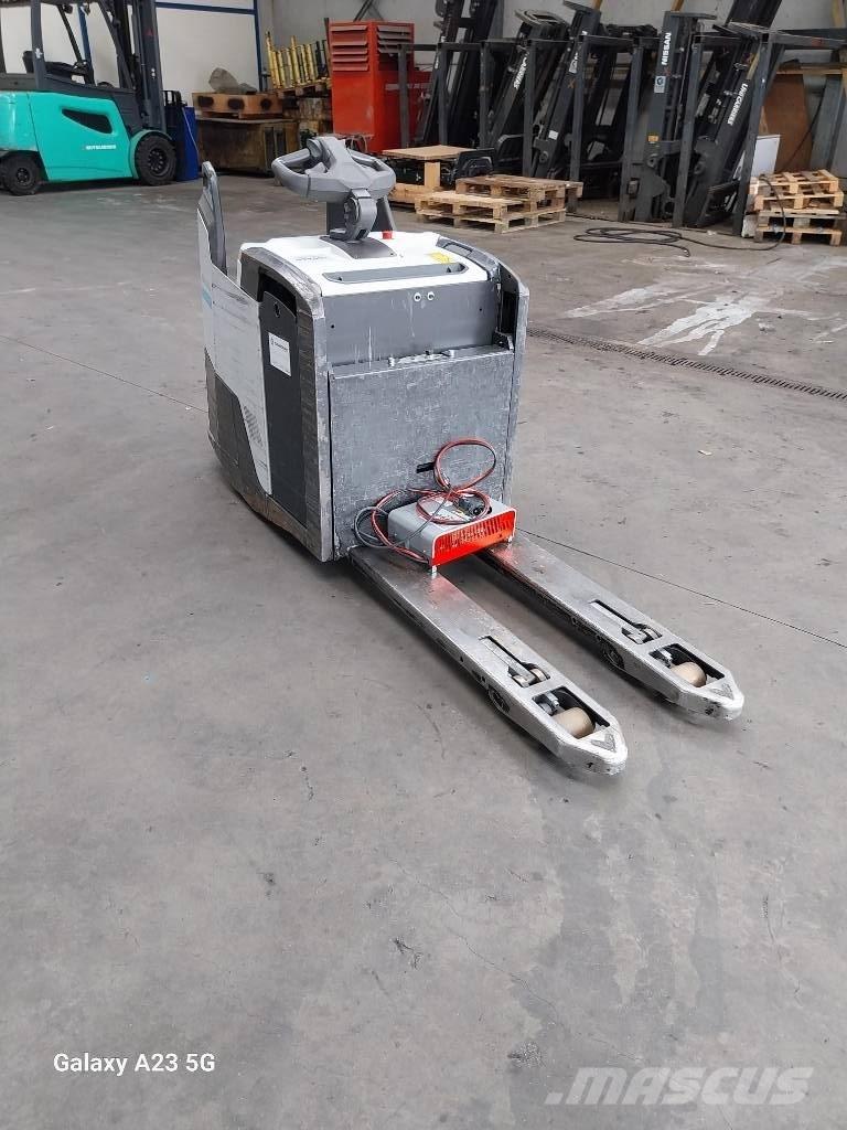 UniCarriers PLR200 Nisko podizni električni viljuškar sa stajalištom
