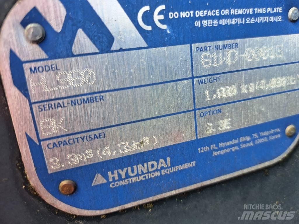Hyundai HL980 Kašike / Korpe