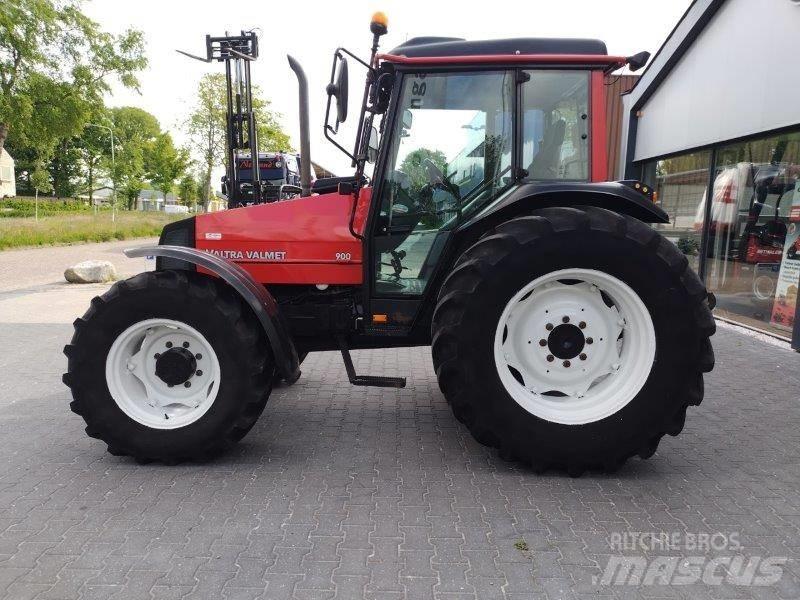 Valtra Valmet 900 Traktori
