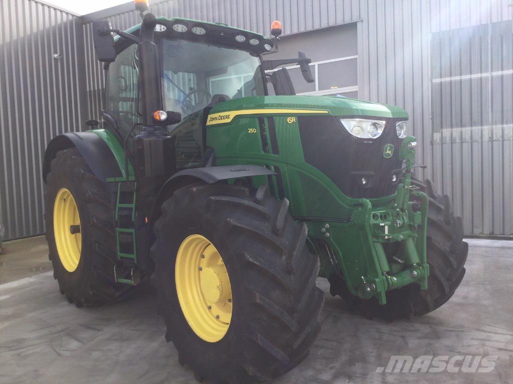 John Deere 6R250 Traktori