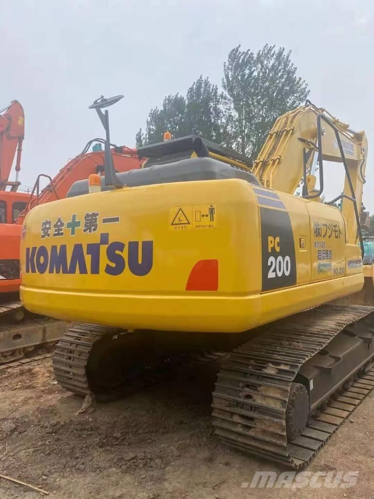 Komatsu pc200-8 Bageri guseničari