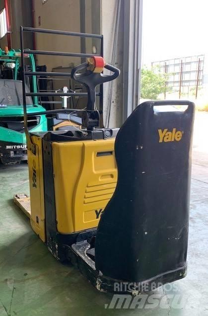 Yale MP20X Nisko podizni električni viljuškar sa stajalištom