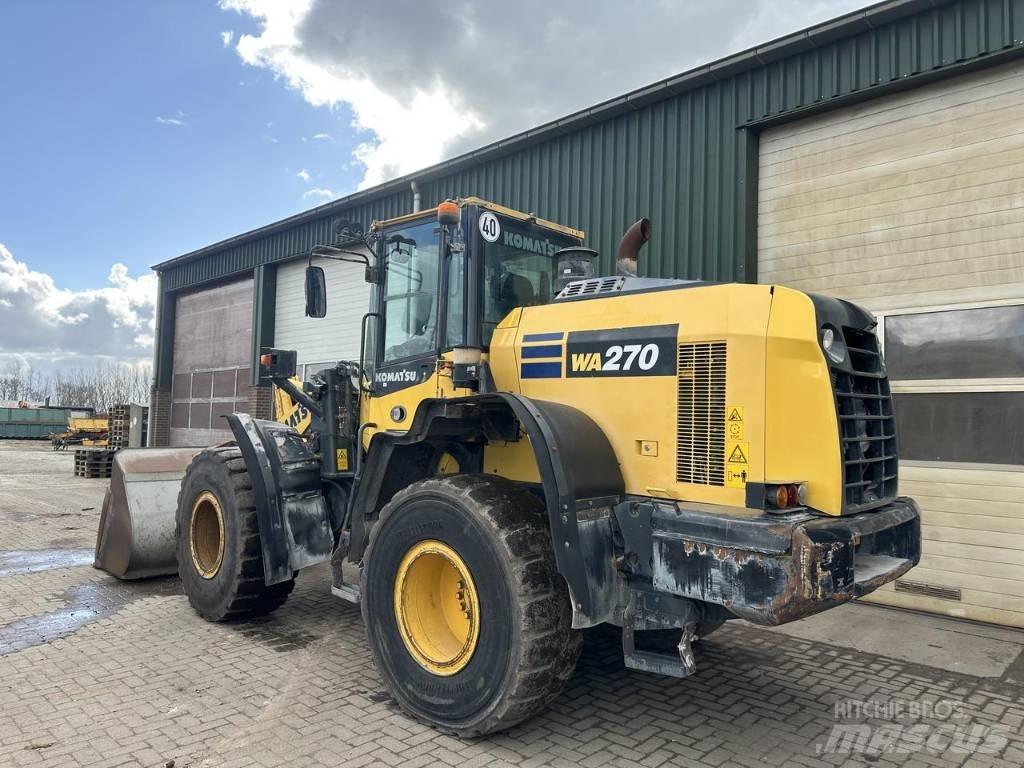 Komatsu WA270 8 Utovarivači na točkove