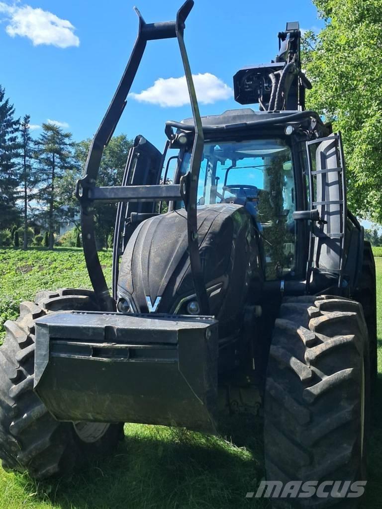 Valtra T 174 Harversteri