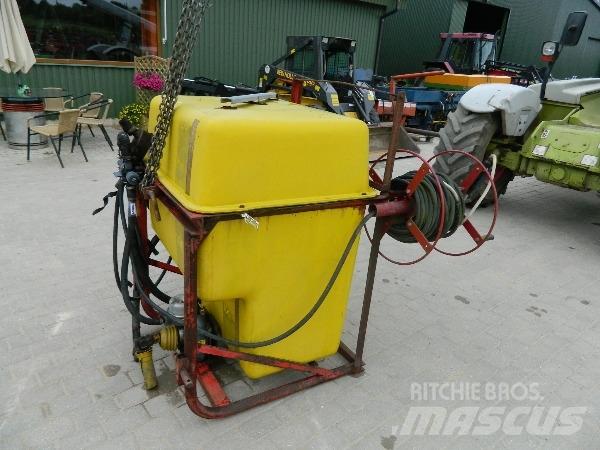  H-610 600 Vučene prskalice