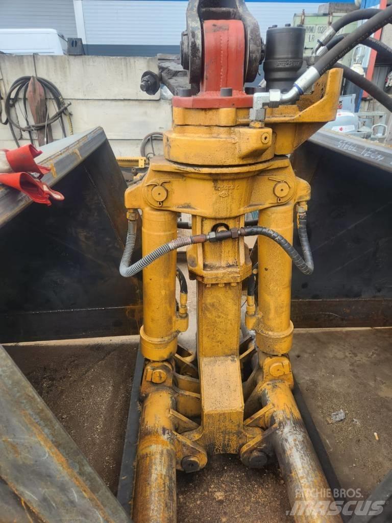 Liebherr 2.4 m3 Kašike / Korpe